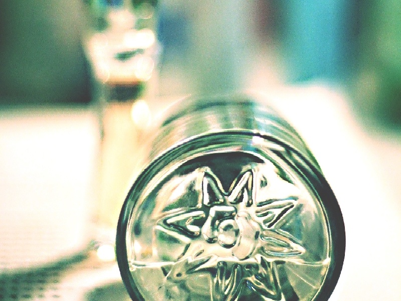 多囊卵巢治疗费用多少钱，hlv试管婴儿